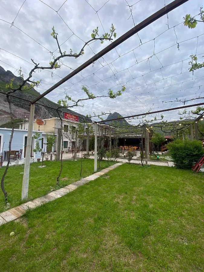 Guest house Kulla E Vjeter Hotel Koman Albania
